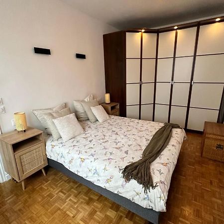 Appartement Neuf A Boulogne A 3 Mins A Pieds Du Metro Esterno foto