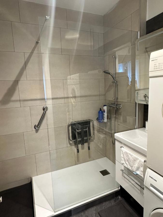 Appartement Neuf A Boulogne A 3 Mins A Pieds Du Metro Esterno foto